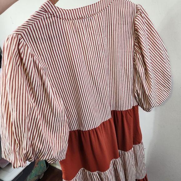 She + Sky Tiered Midi Dress - Picture 4 of 6